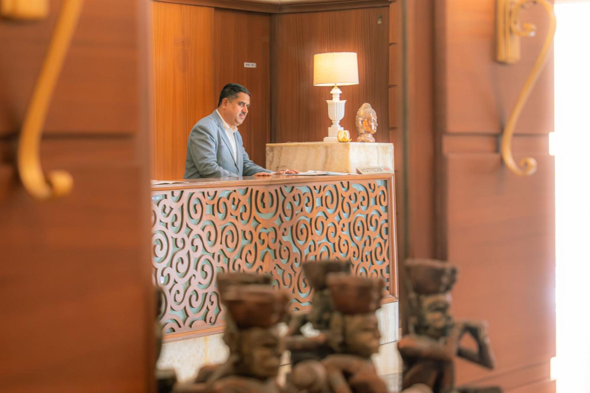 The Sky Imperial, Udaipur Hotel Екстериор снимка