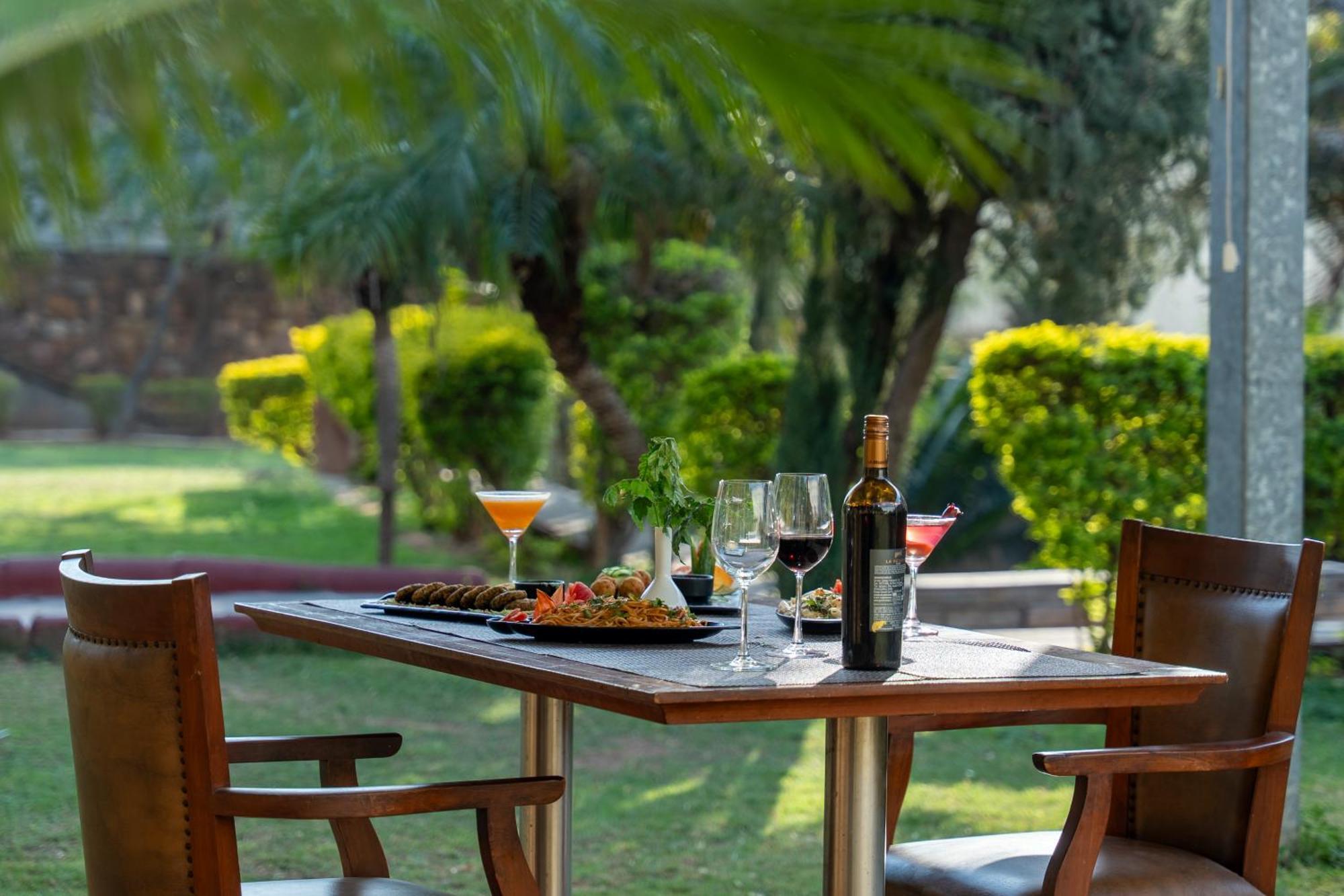 The Sky Imperial, Udaipur Hotel Екстериор снимка